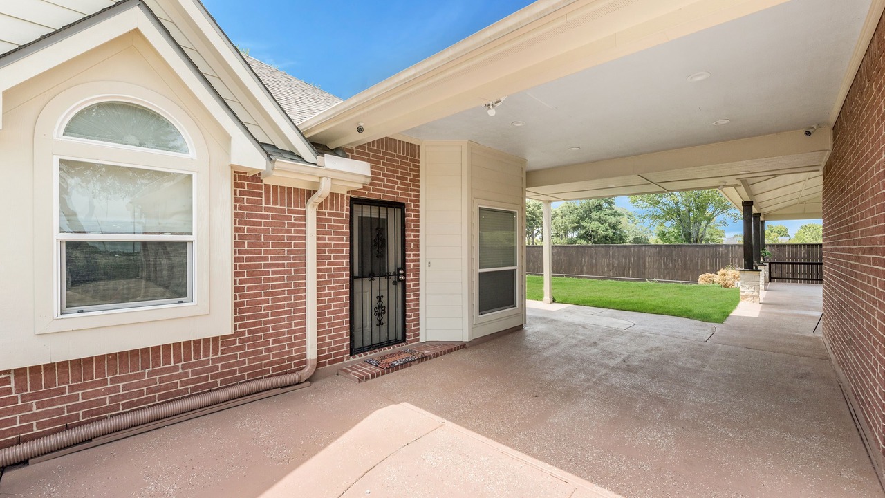 Photo of Outdoor in Clodine