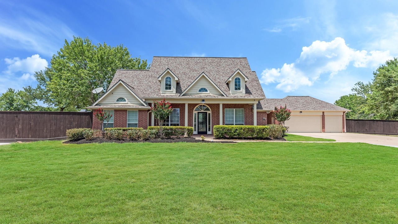 Photo of Outdoor in Clodine