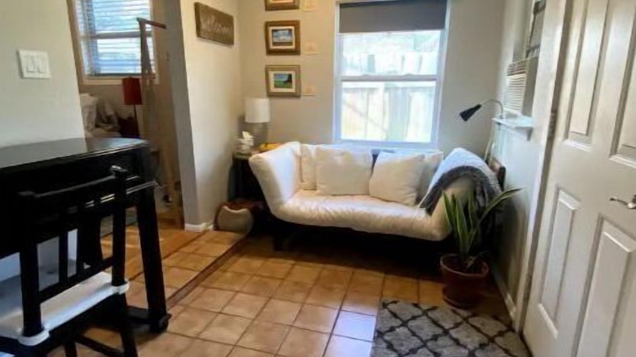 Photo of Livingroom in South Manchaca