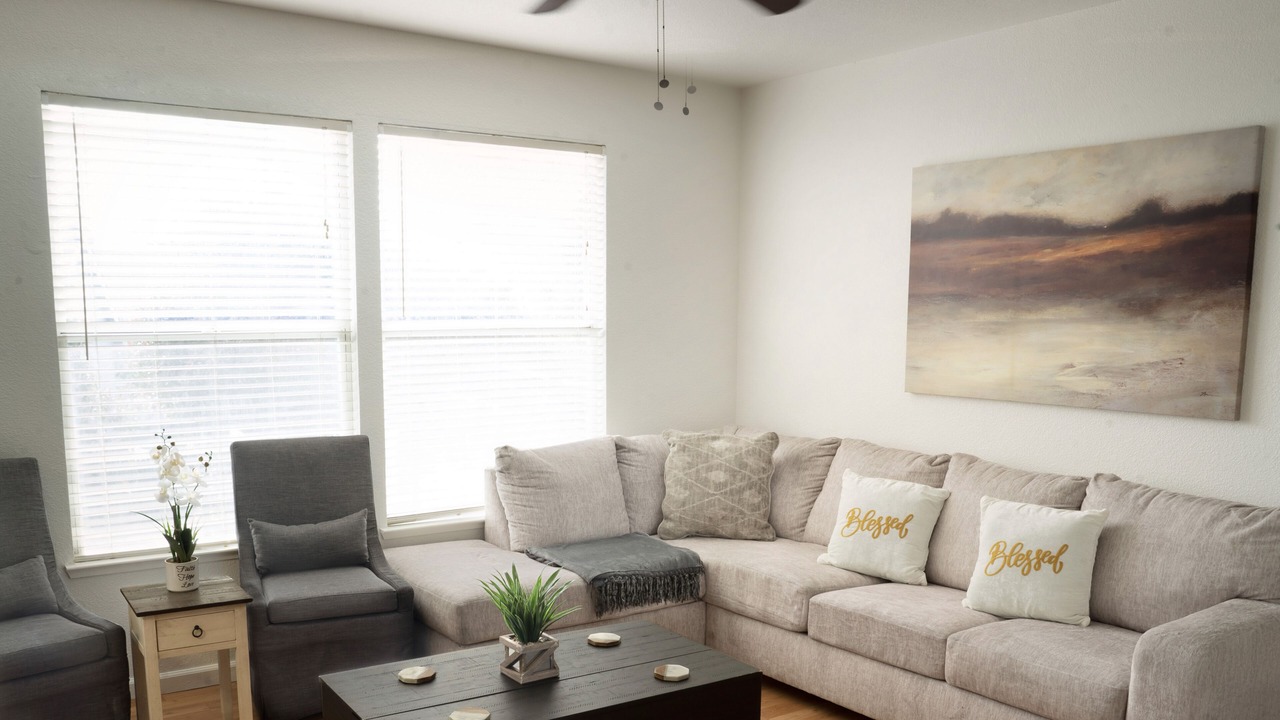 Photo of Livingroom in Roseville