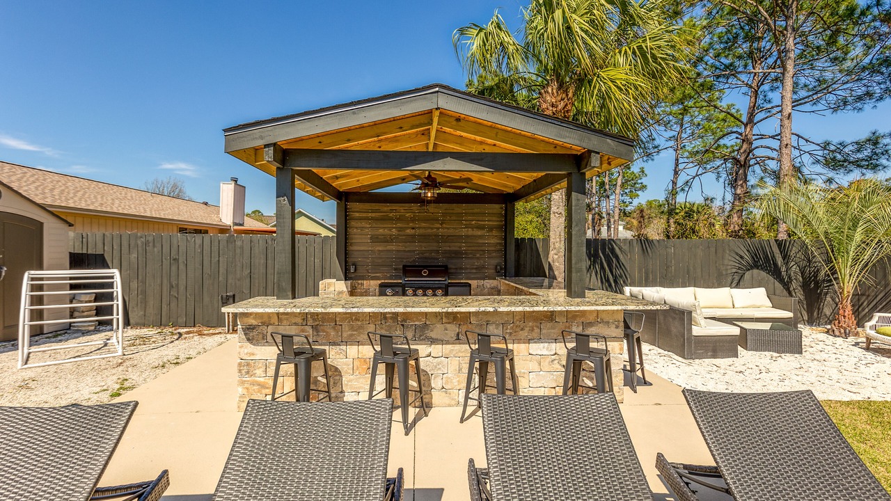 Photo of Outdoor in Thomas Drive