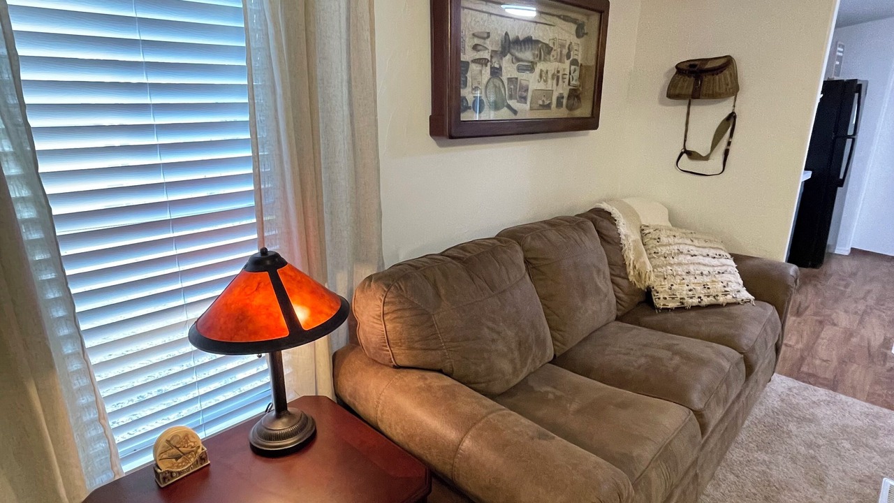 Photo of Livingroom in Sulphur
