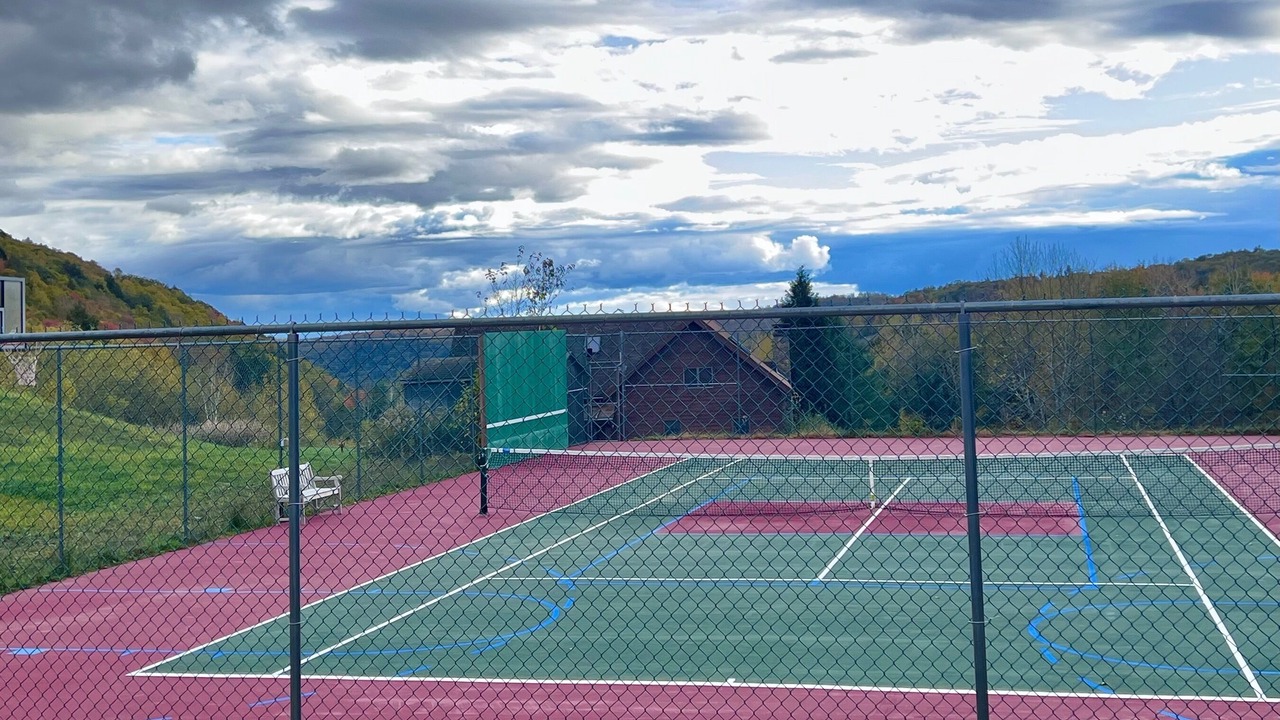 Photo of Others in Long Eddy