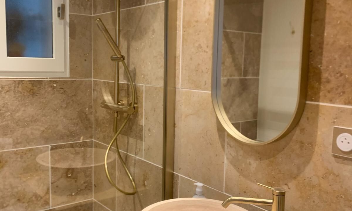 Photo of Bathroom in Le Grau-Du-Roi