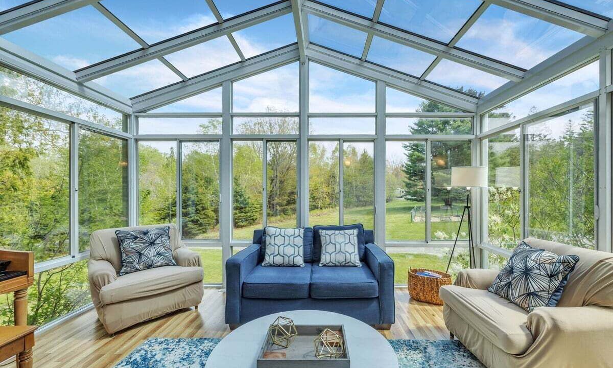 Photo of Livingroom in Hancock