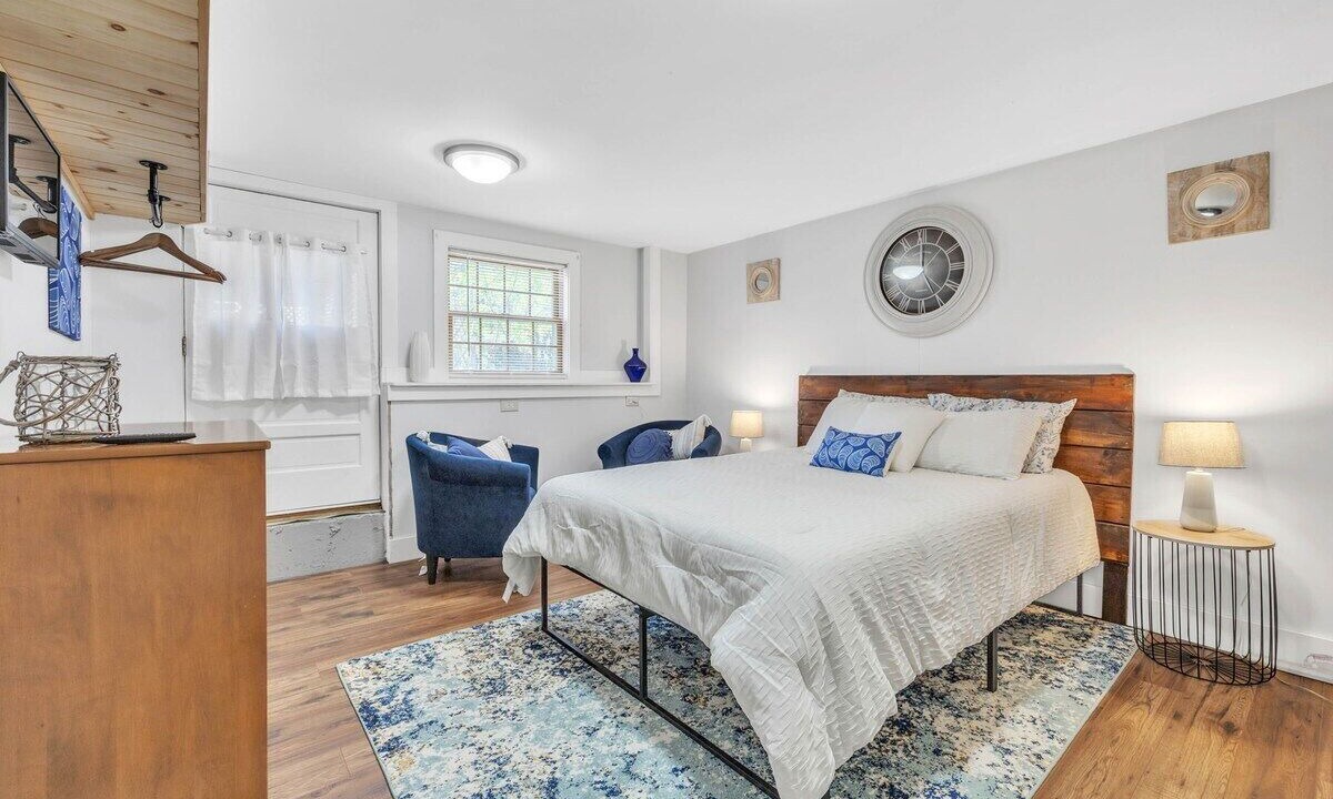Photo of Bedroom in Hancock