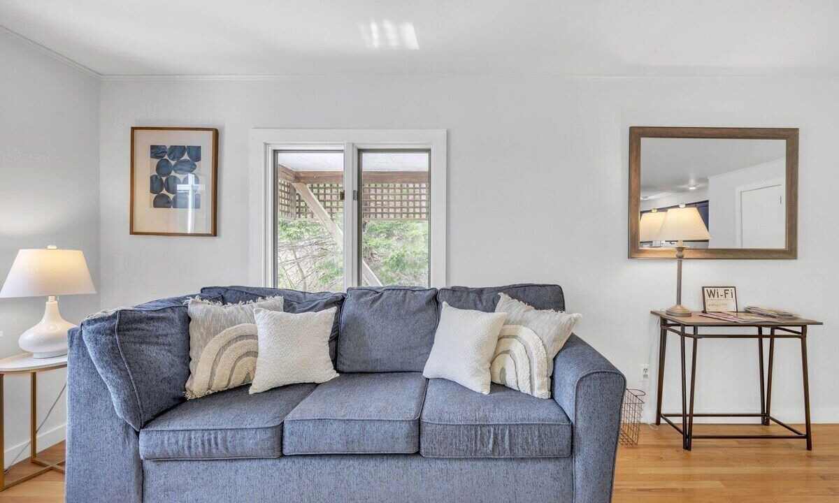 Photo of Livingroom in Hancock