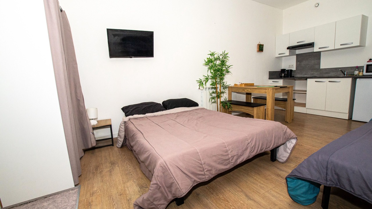 Photo of Bedroom in Saint-Amand-sur-Sevre