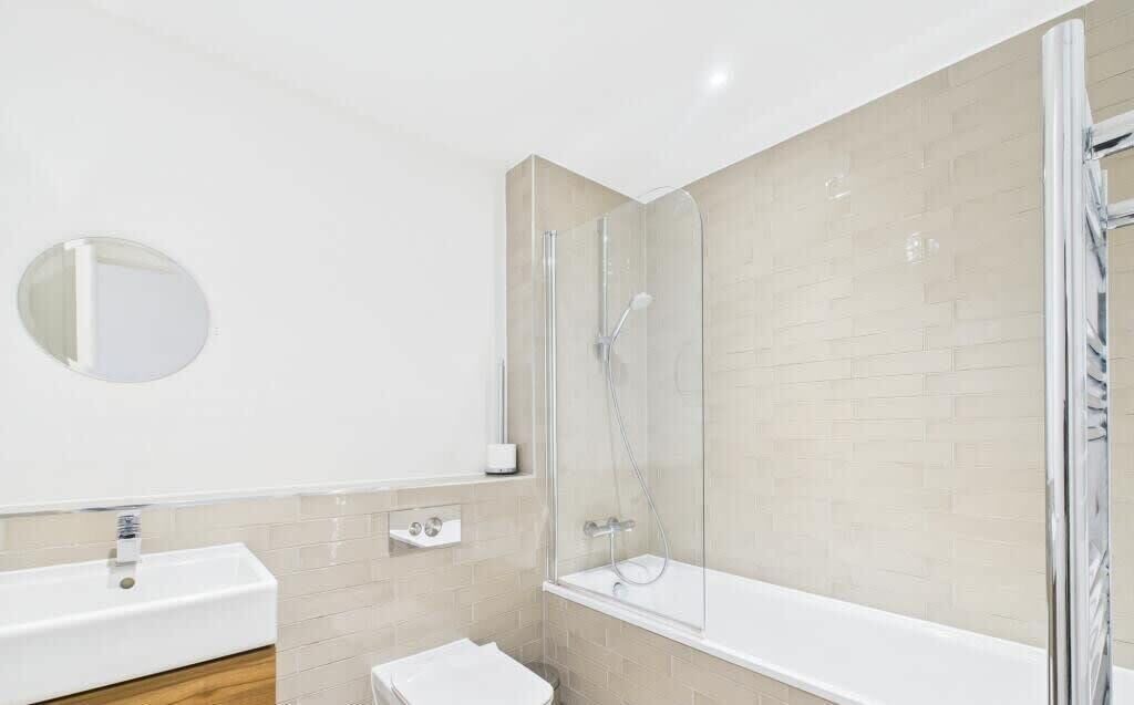 Photo of Bathroom in Ashford