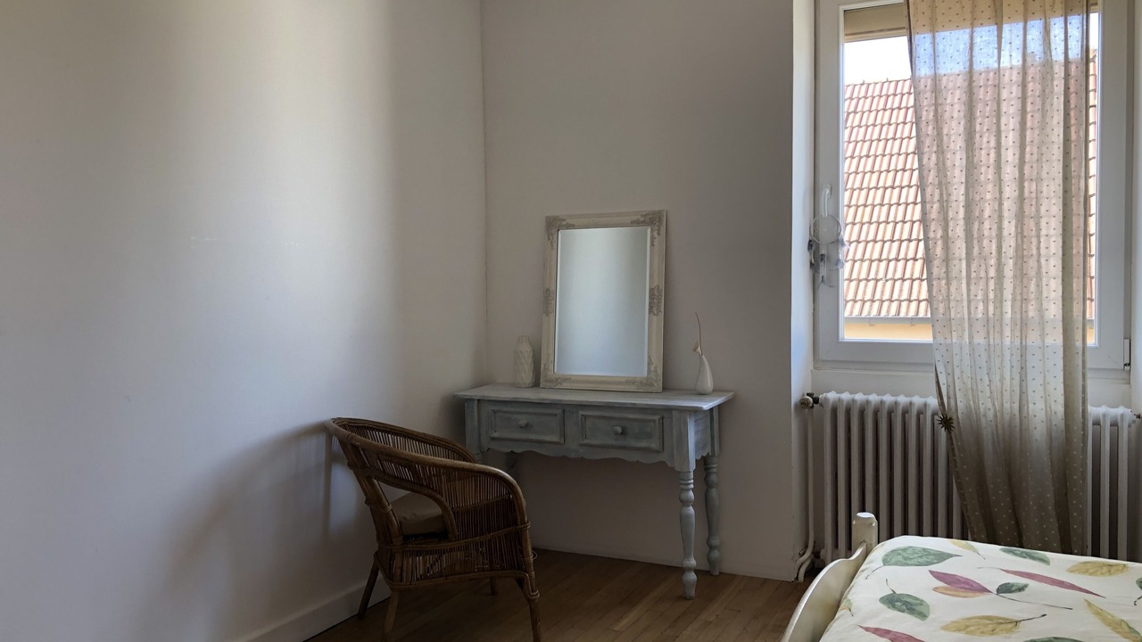 Photo of Bedroom in Nuits-Saint-Georges