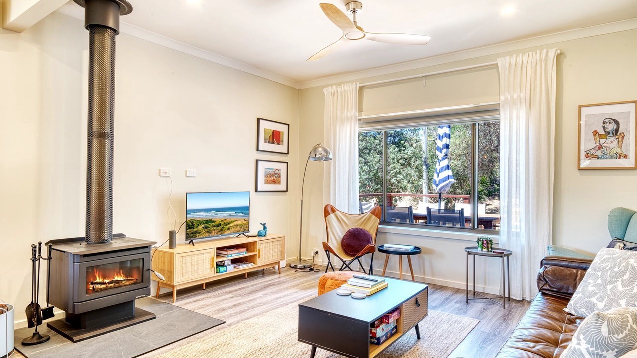 Photo of Livingroom in Venus Bay