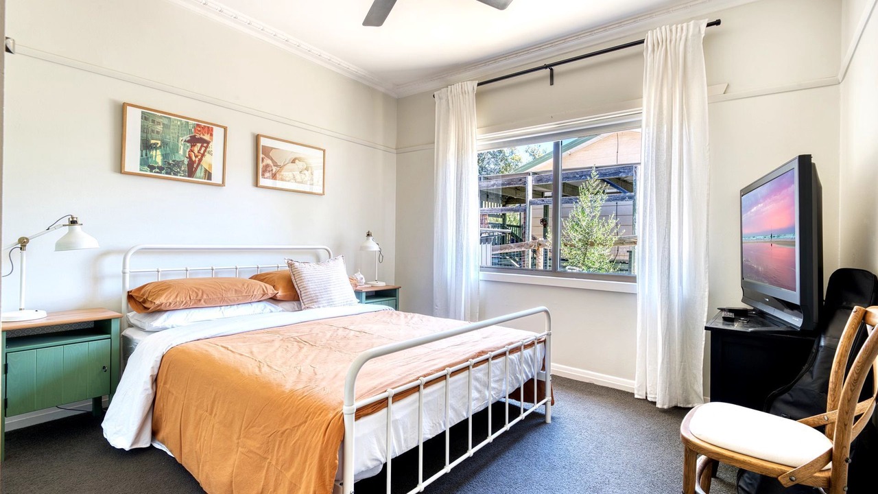 Photo of Bedroom in Venus Bay