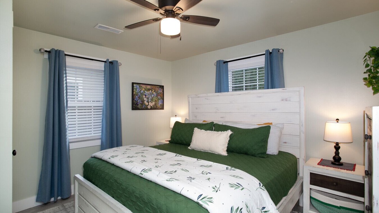 Photo of Bedroom in Knoxville