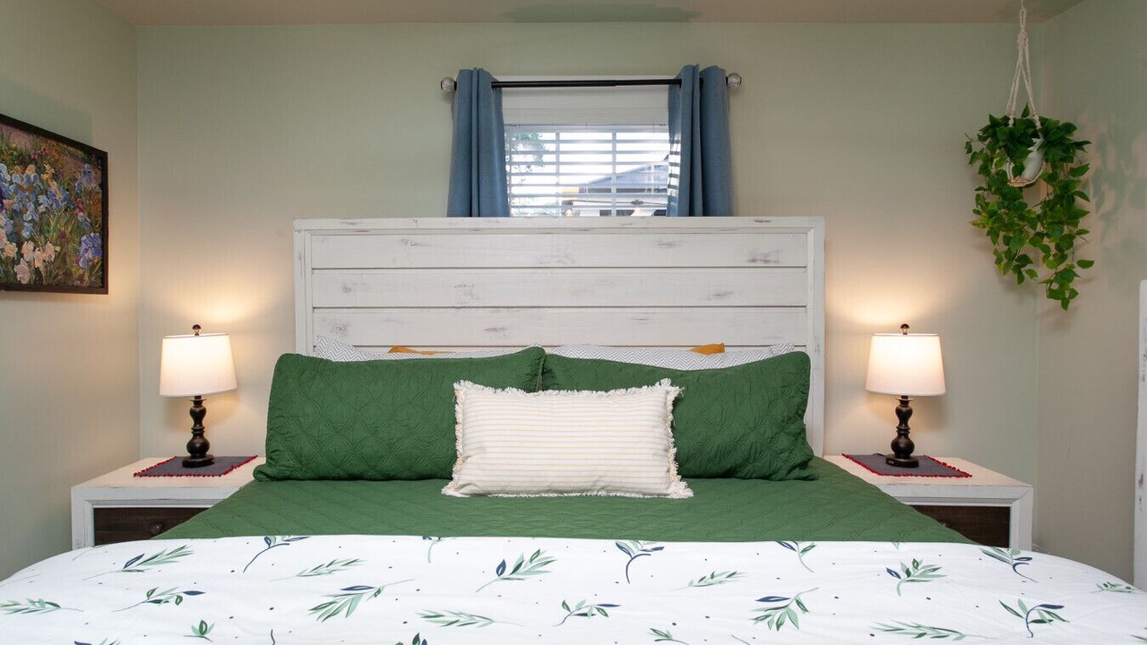 Photo of Bedroom in Knoxville