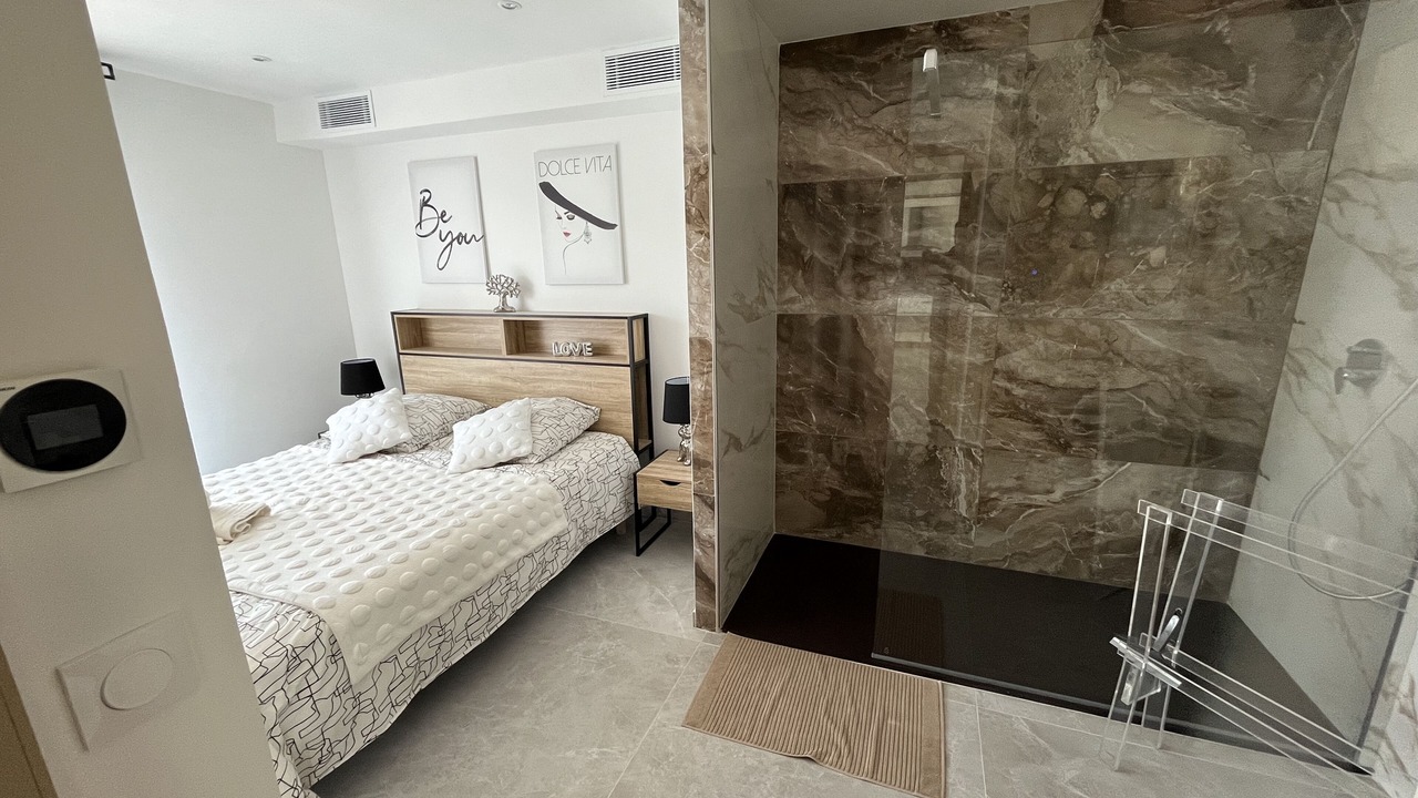 Photo of Bedroom in Saint-Martin-du-Var