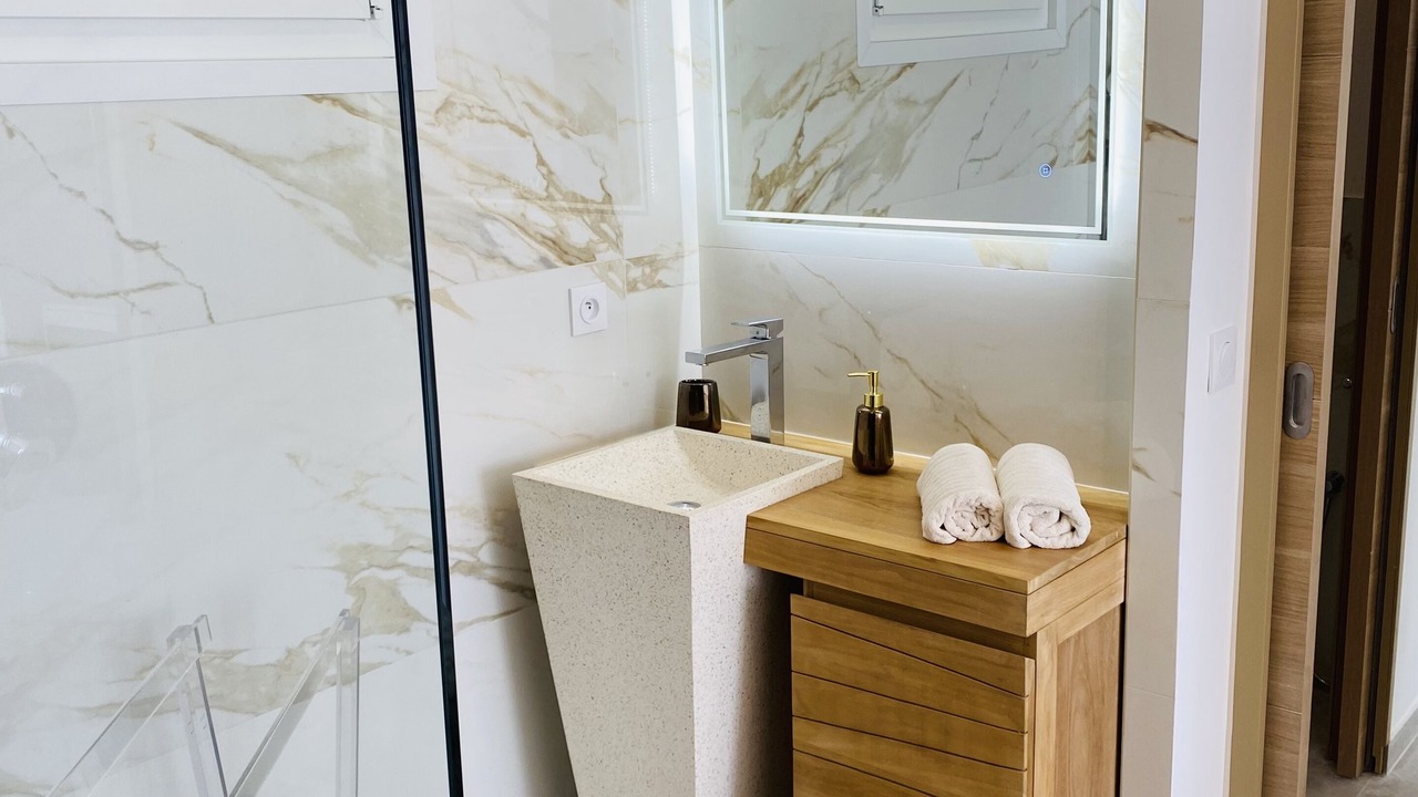 Photo of Bathroom in Saint-Martin-du-Var