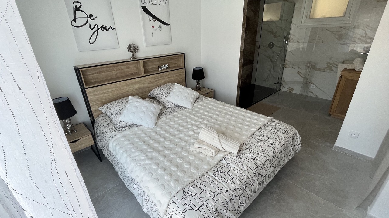 Photo of Bedroom in Saint-Martin-du-Var