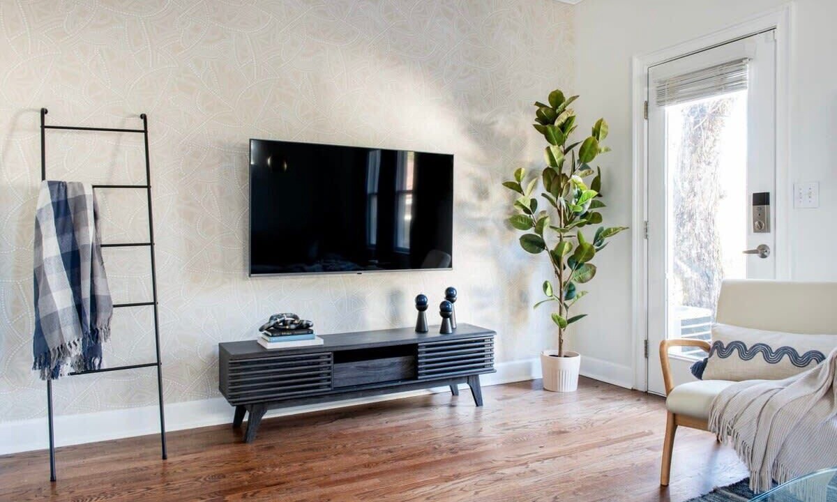 Photo of Livingroom in Virginia Highland