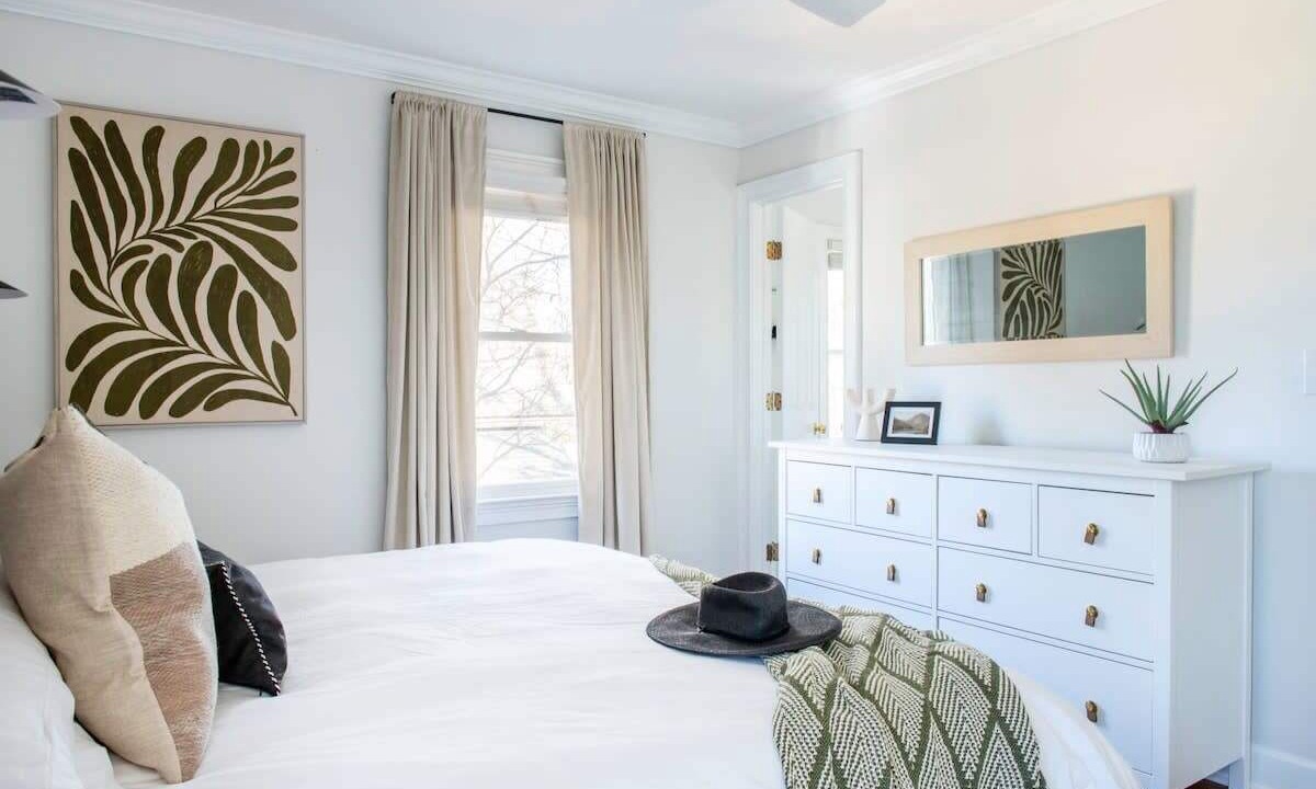 Photo of Bedroom in Virginia Highland