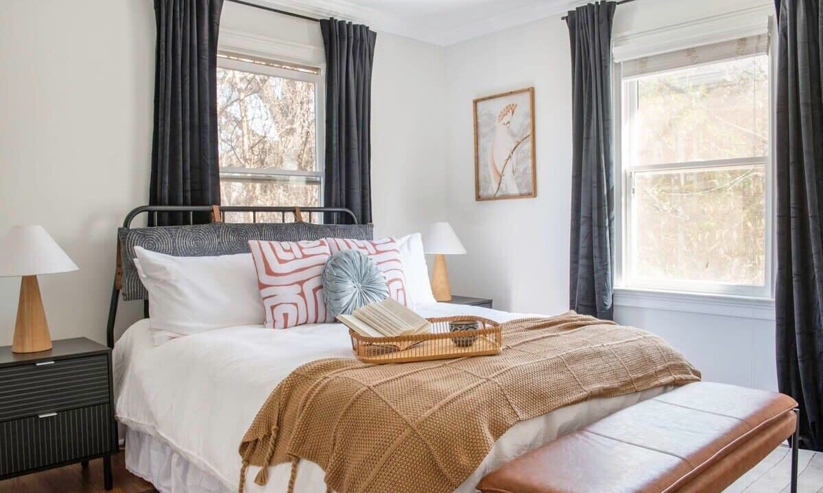 Photo of Bedroom in Virginia Highland
