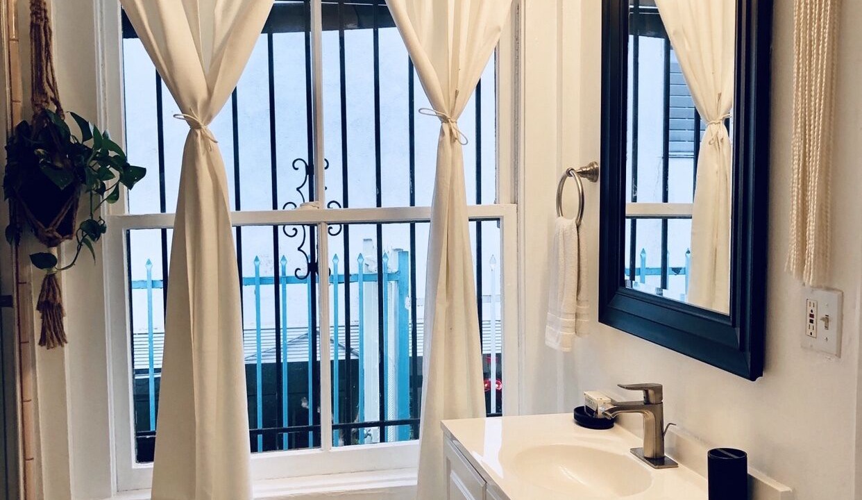 Photo of Bathroom in Ocean Park