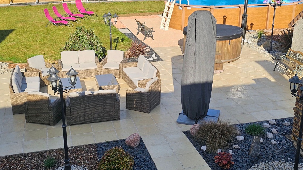Photo of Patio Balcony in Change