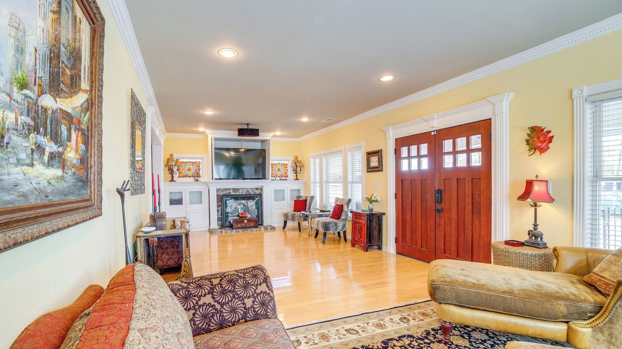 Photo of Bedroom in Midtown