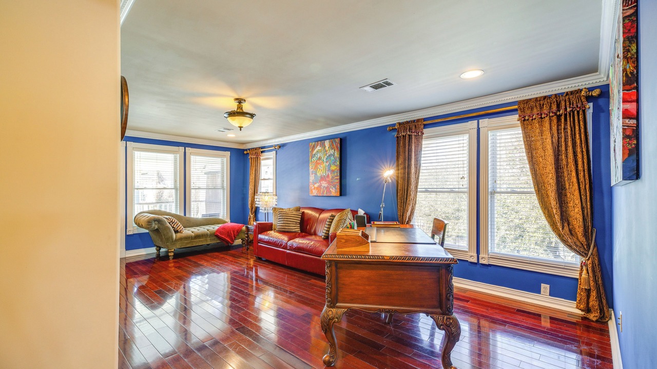 Photo of Bedroom in Midtown
