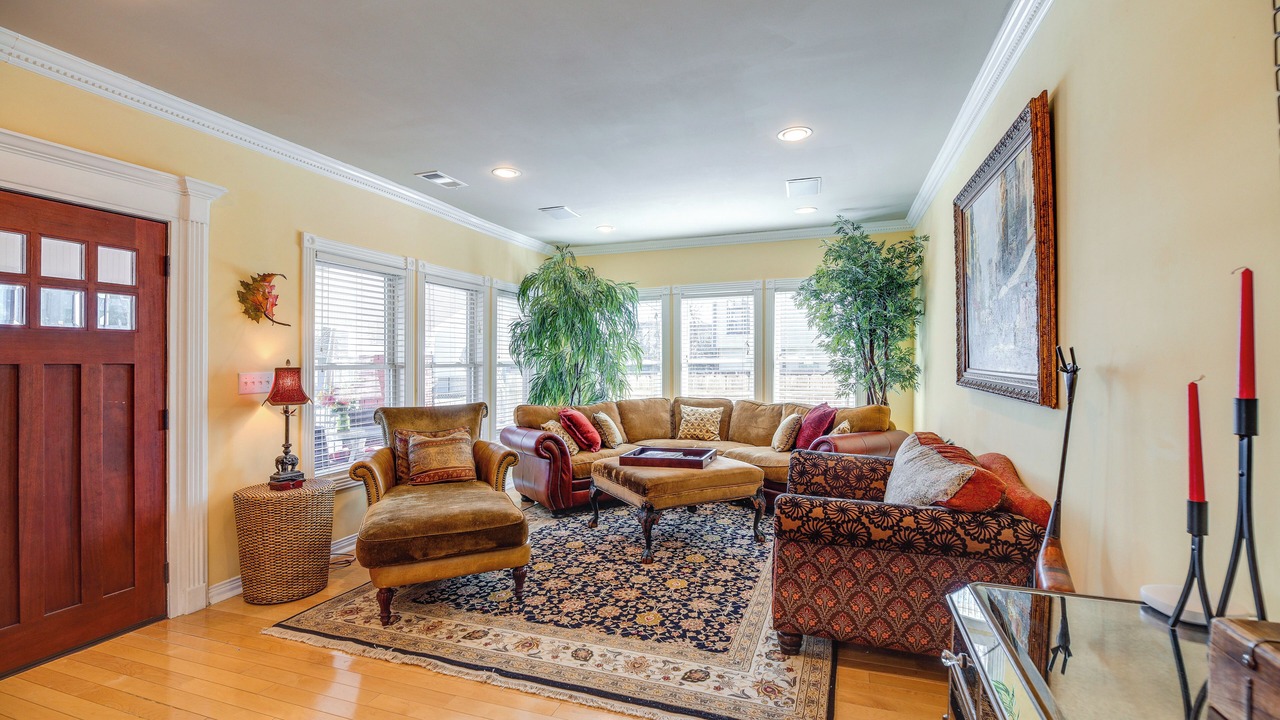 Photo of Bedroom in Midtown