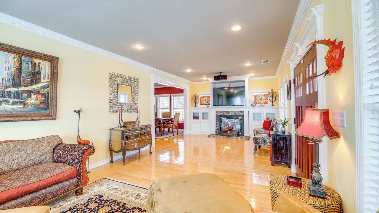 Photo of Livingroom in Midtown