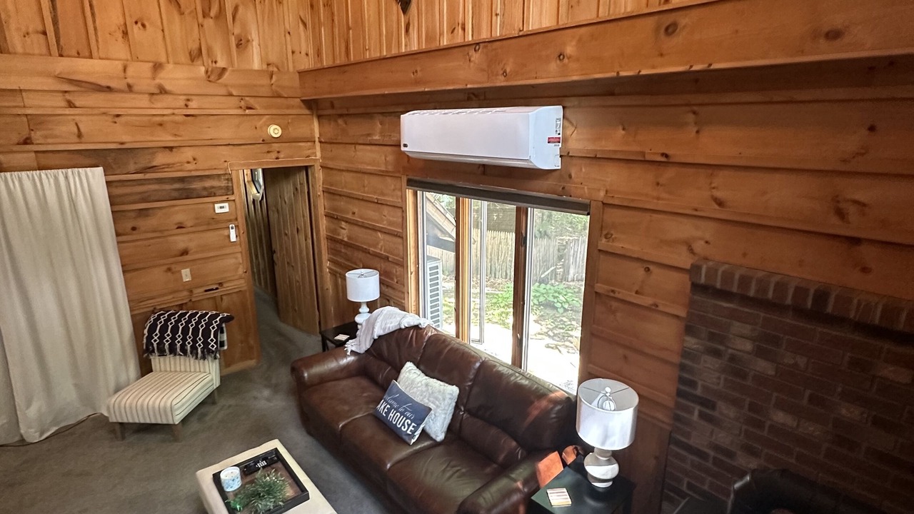 Photo of Livingroom in Mayfield