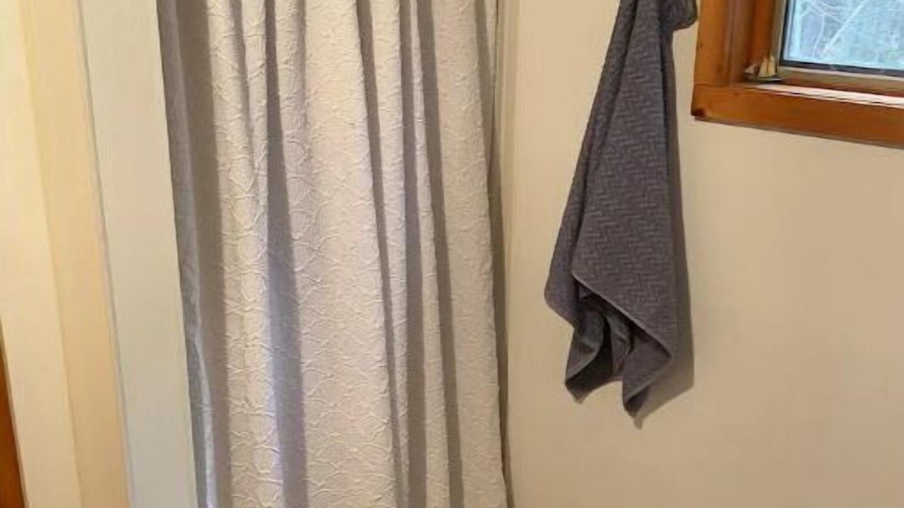 Photo of Bathroom in Mayfield