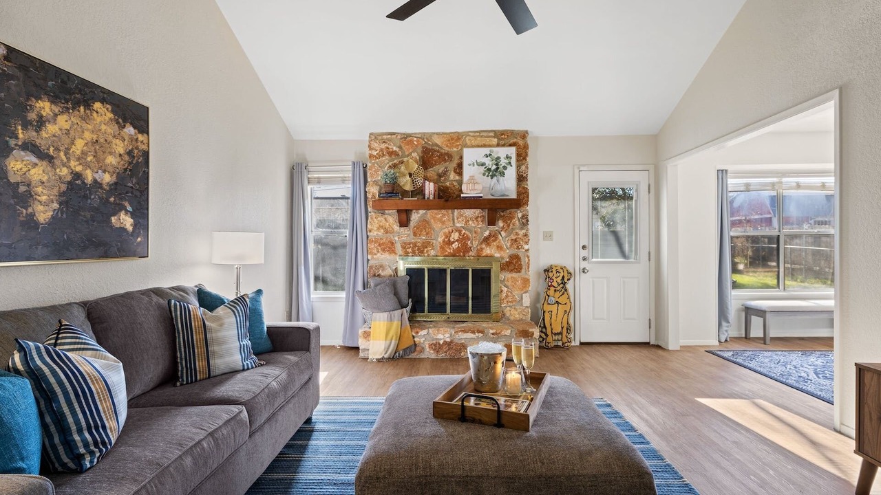 Photo of Livingroom in Georgetown