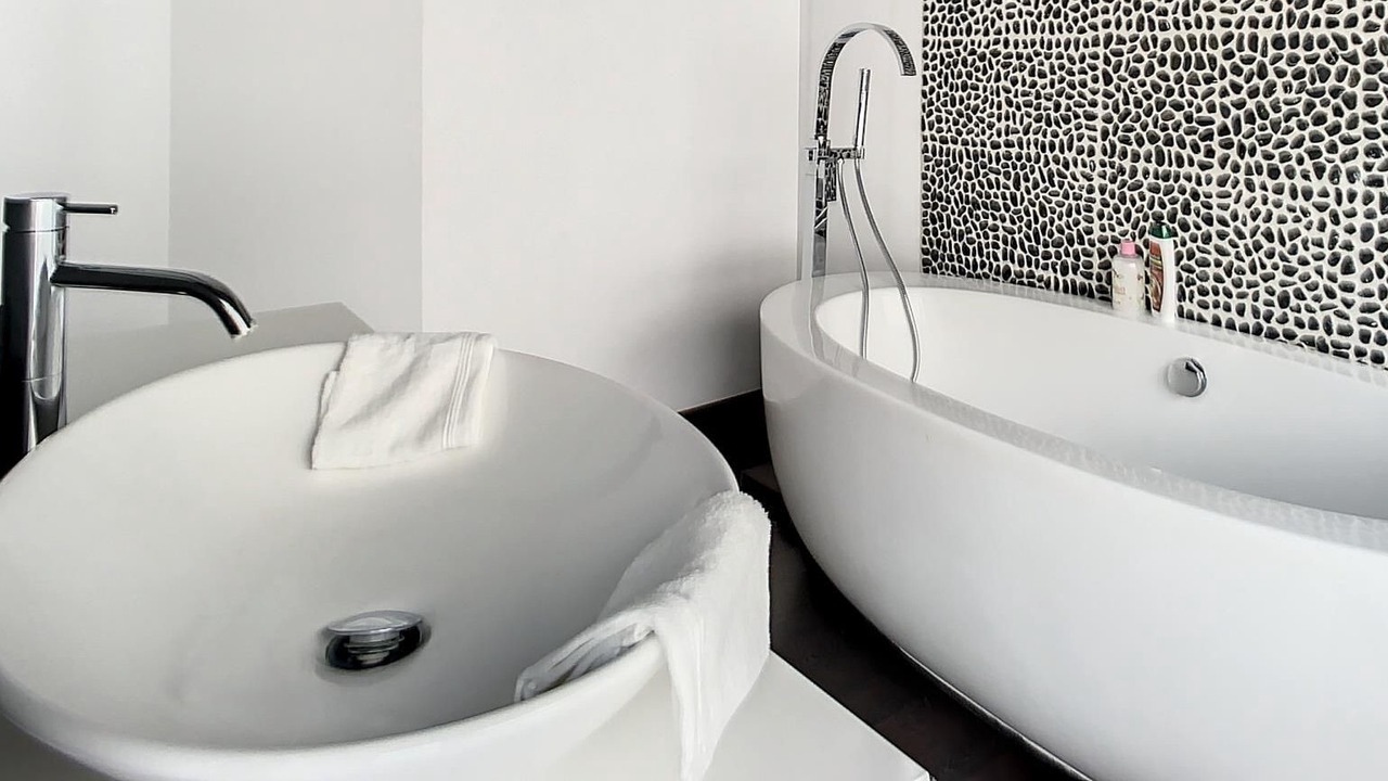Photo of Bathroom in Thuir