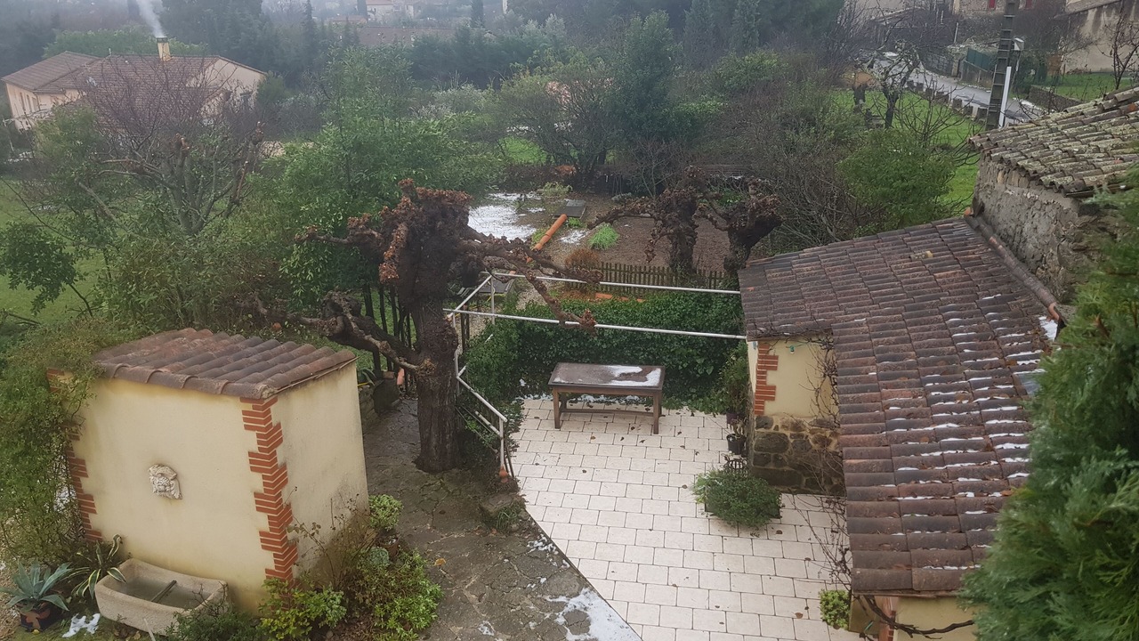 Photo of Outdoor in Courry