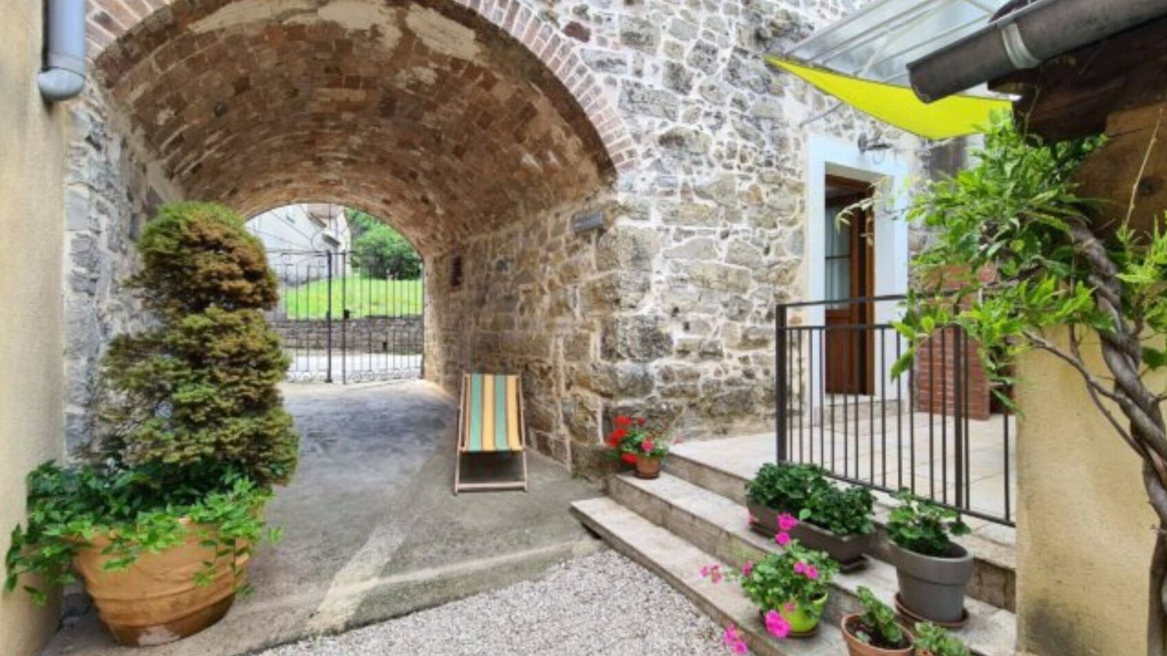 Photo of Outdoor in Courry
