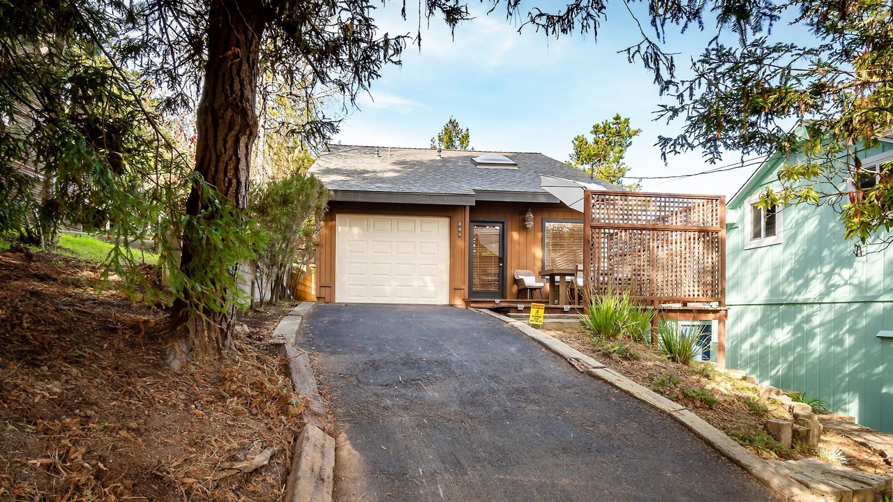Photo of Outdoor in Park Hill
