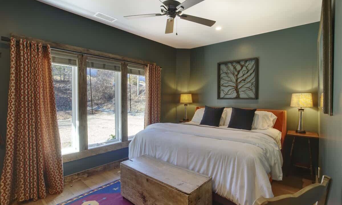 Photo of Others in Blowing Rock