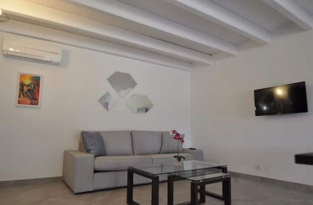 Photo of Livingroom in Serra-di-Ferro