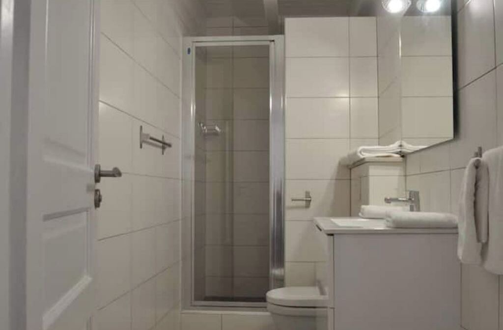 Photo of Bathroom in Serra-di-Ferro