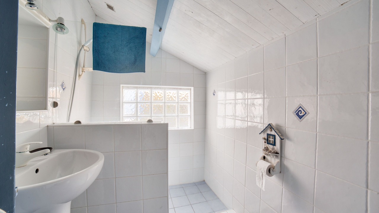 Photo of Bathroom in La Gueriniere