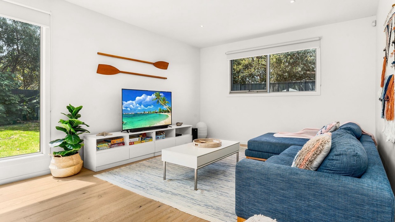 Photo of Livingroom in Rhyll