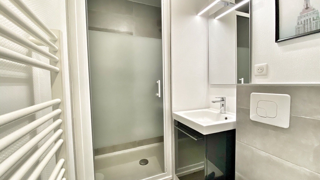 Photo of Bathroom in Terville