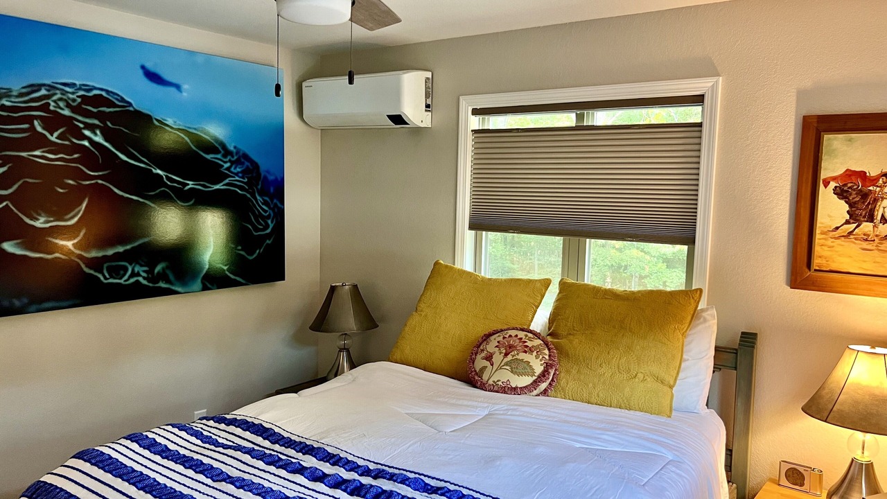 Photo of Bedroom in Clinton