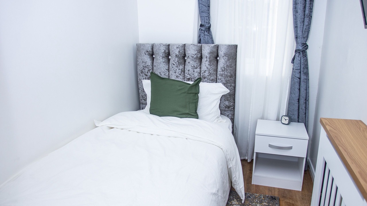 Photo of Bedroom in Thamesmead