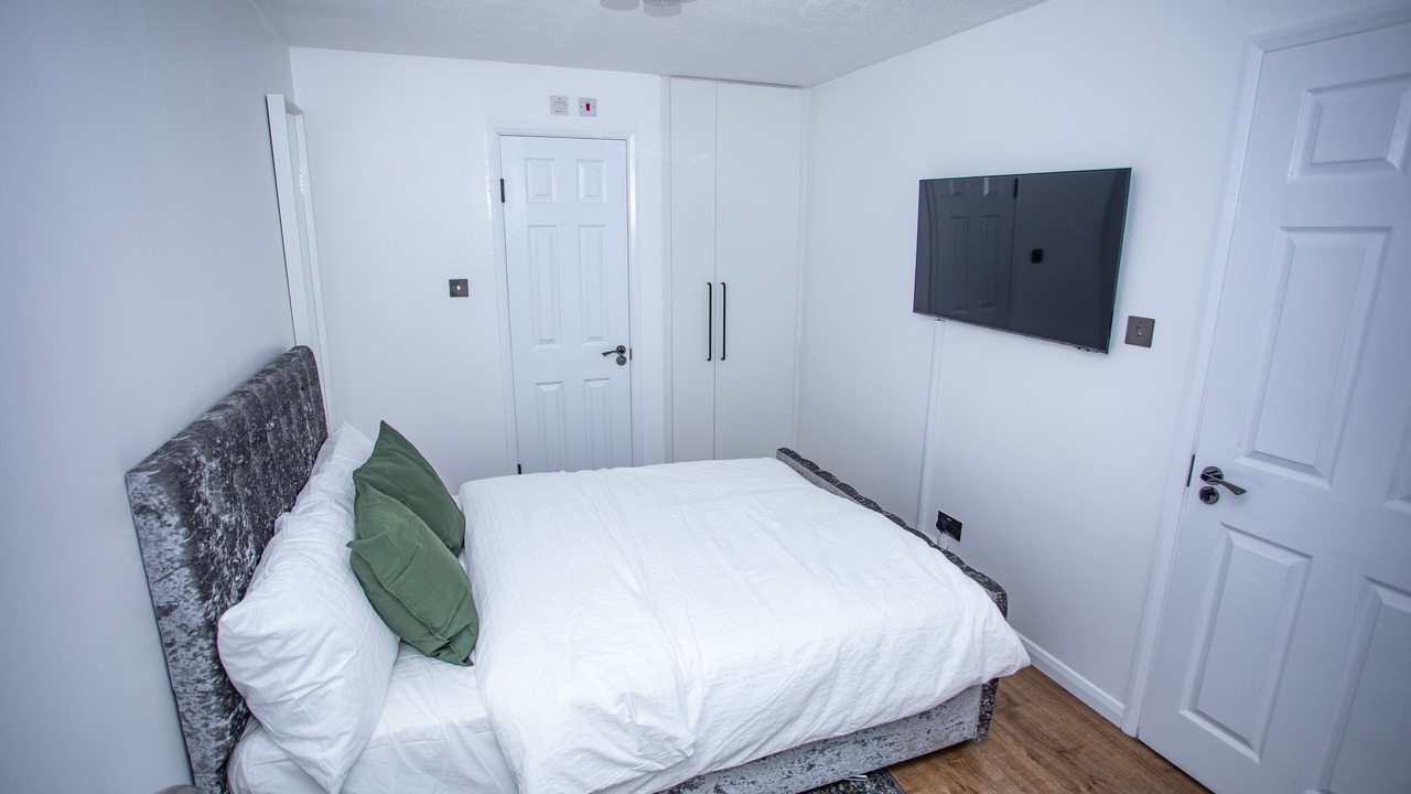 Photo of Bedroom in Thamesmead