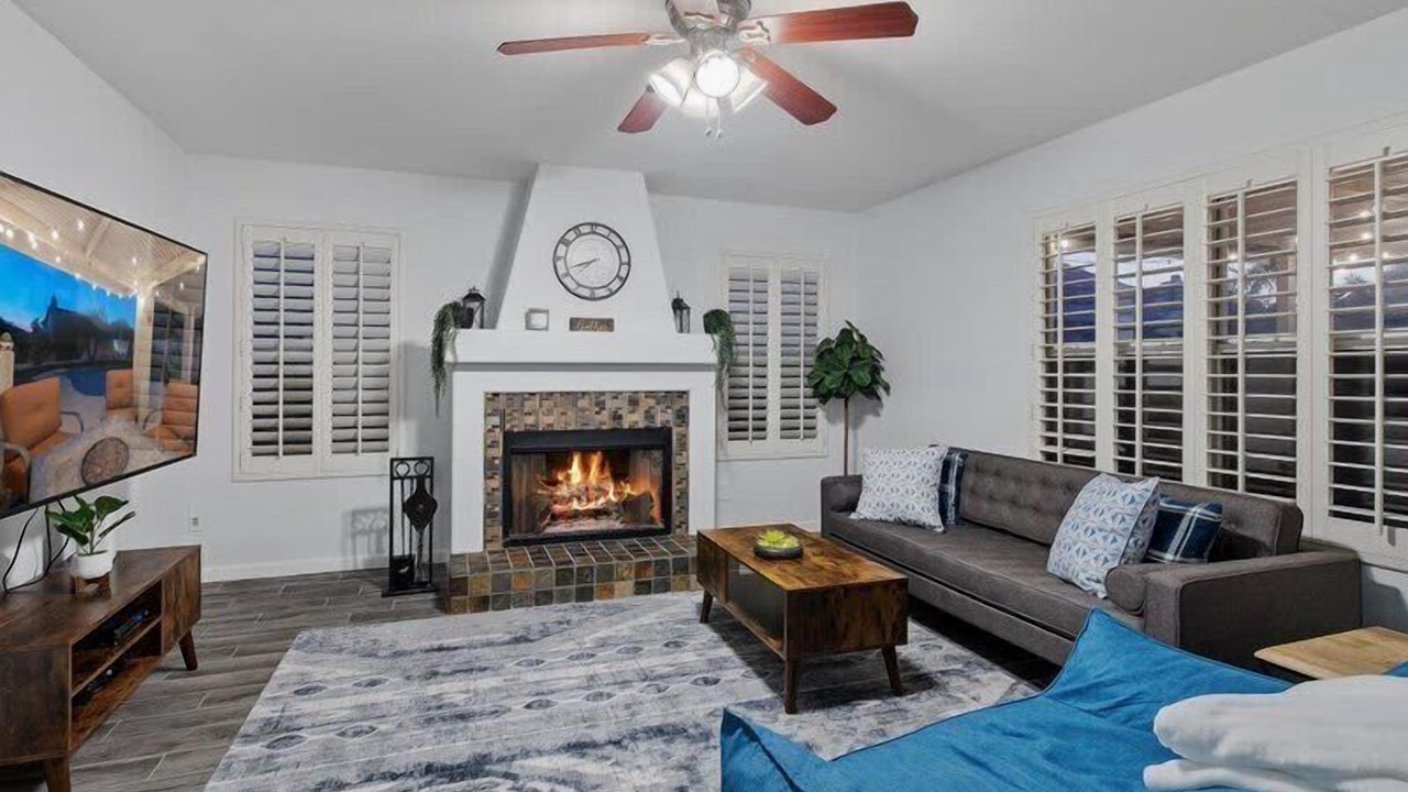Photo of Livingroom in Red Mountain Ranch