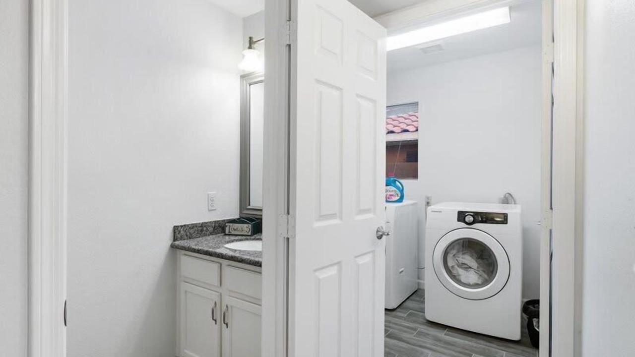 Photo of Bathroom in Red Mountain Ranch