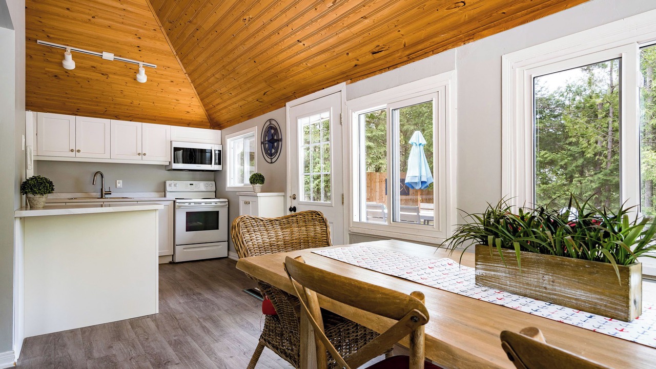 Photo of Kitchen in Sauble Beach