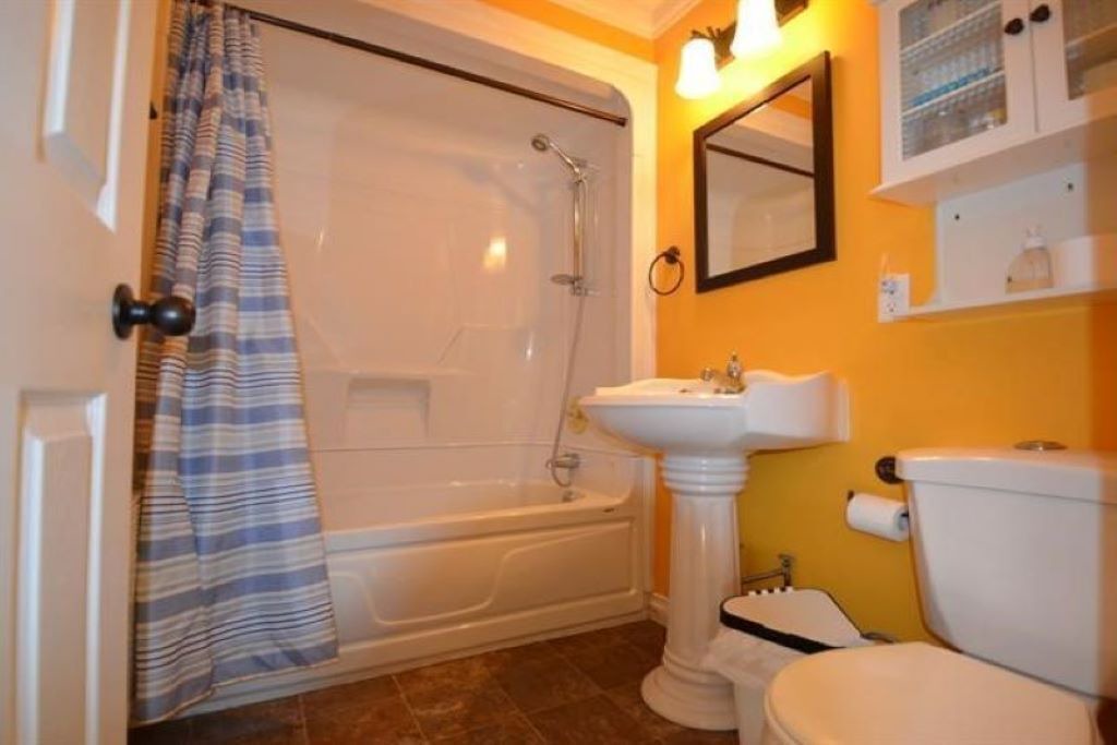 Photo of Bathroom in Notre-Dame-du-Laus